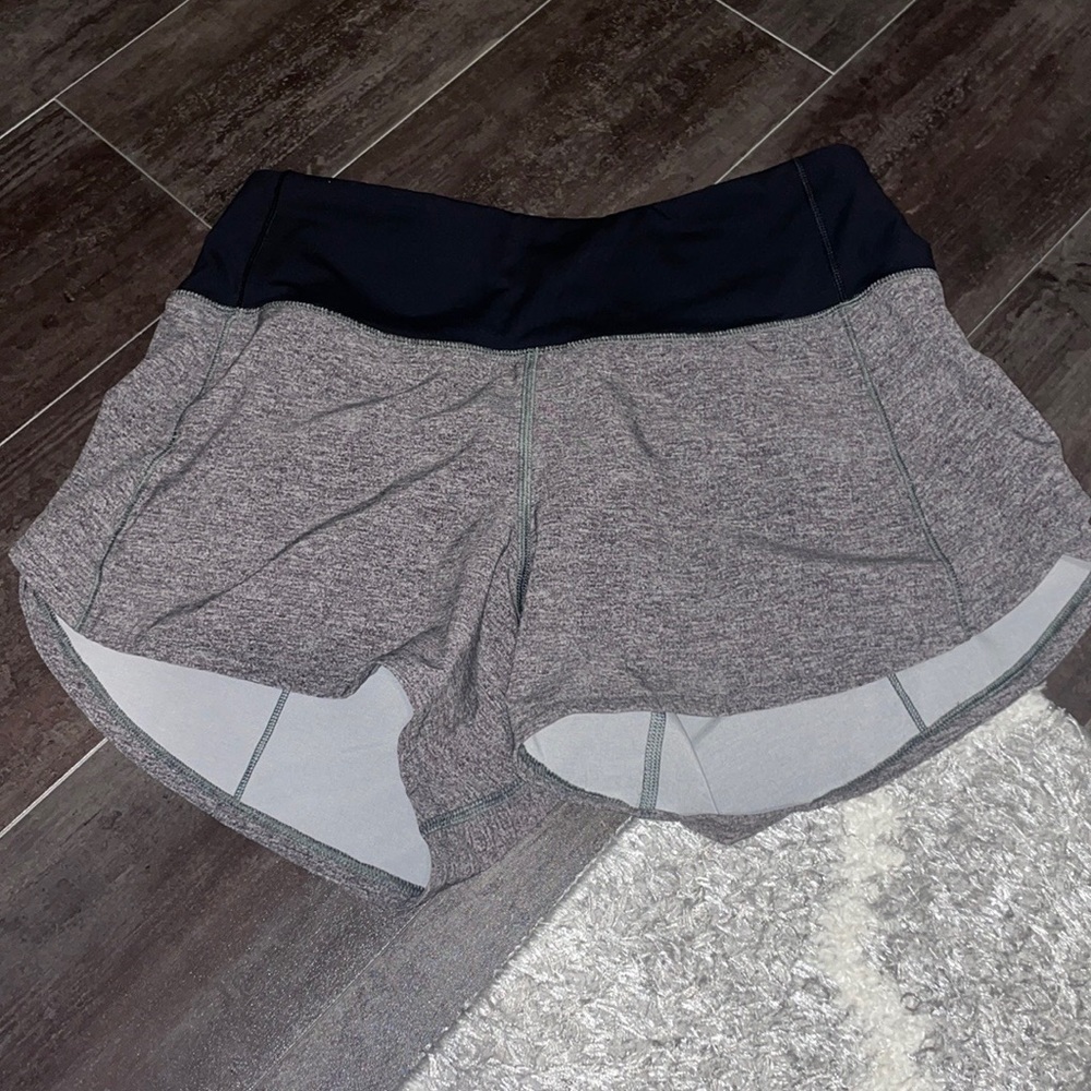 Lululemon speed up shorts 4” mid rise